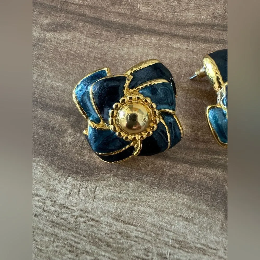 kerissa enamel stud